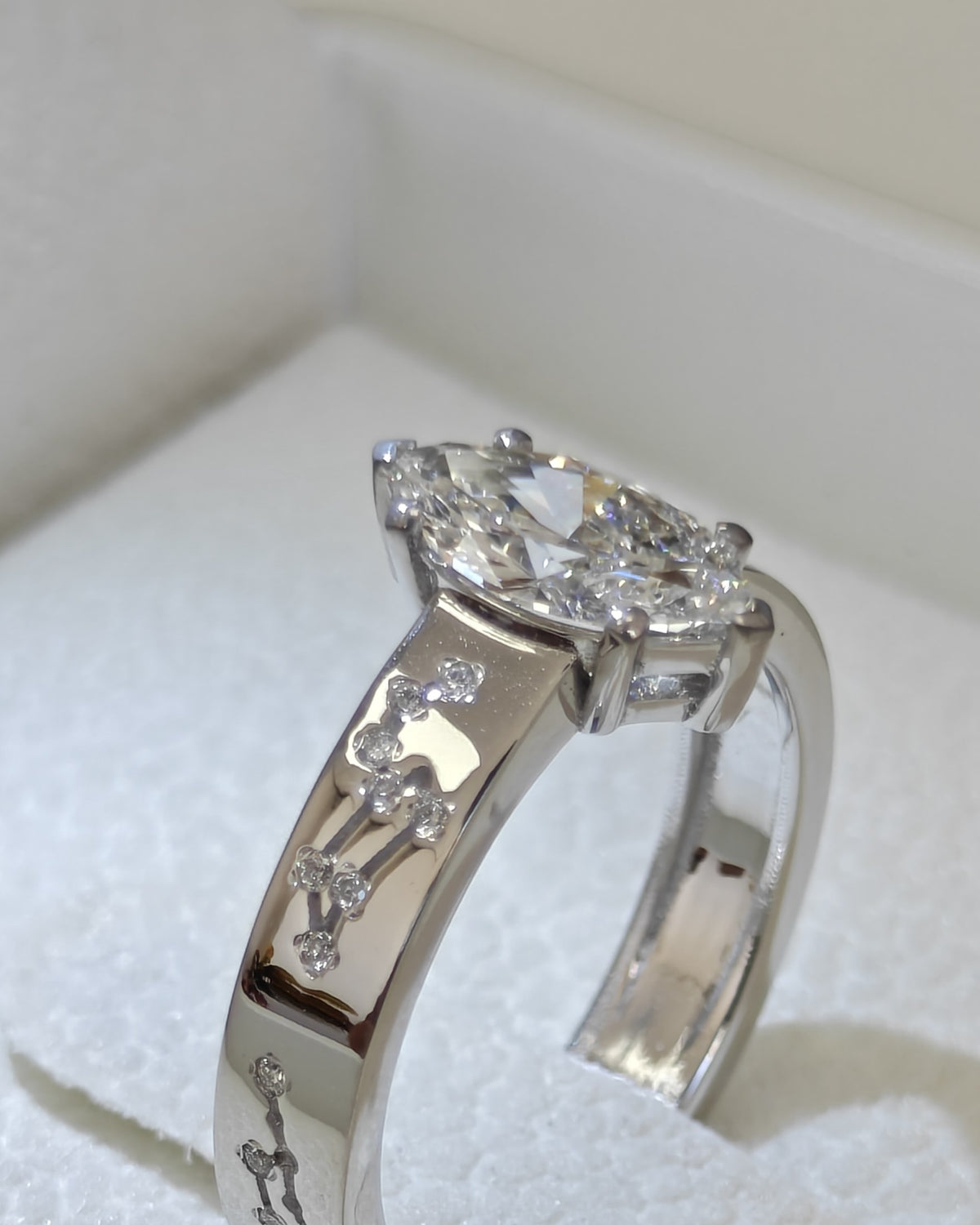 The marquise diamond and the band, close-up