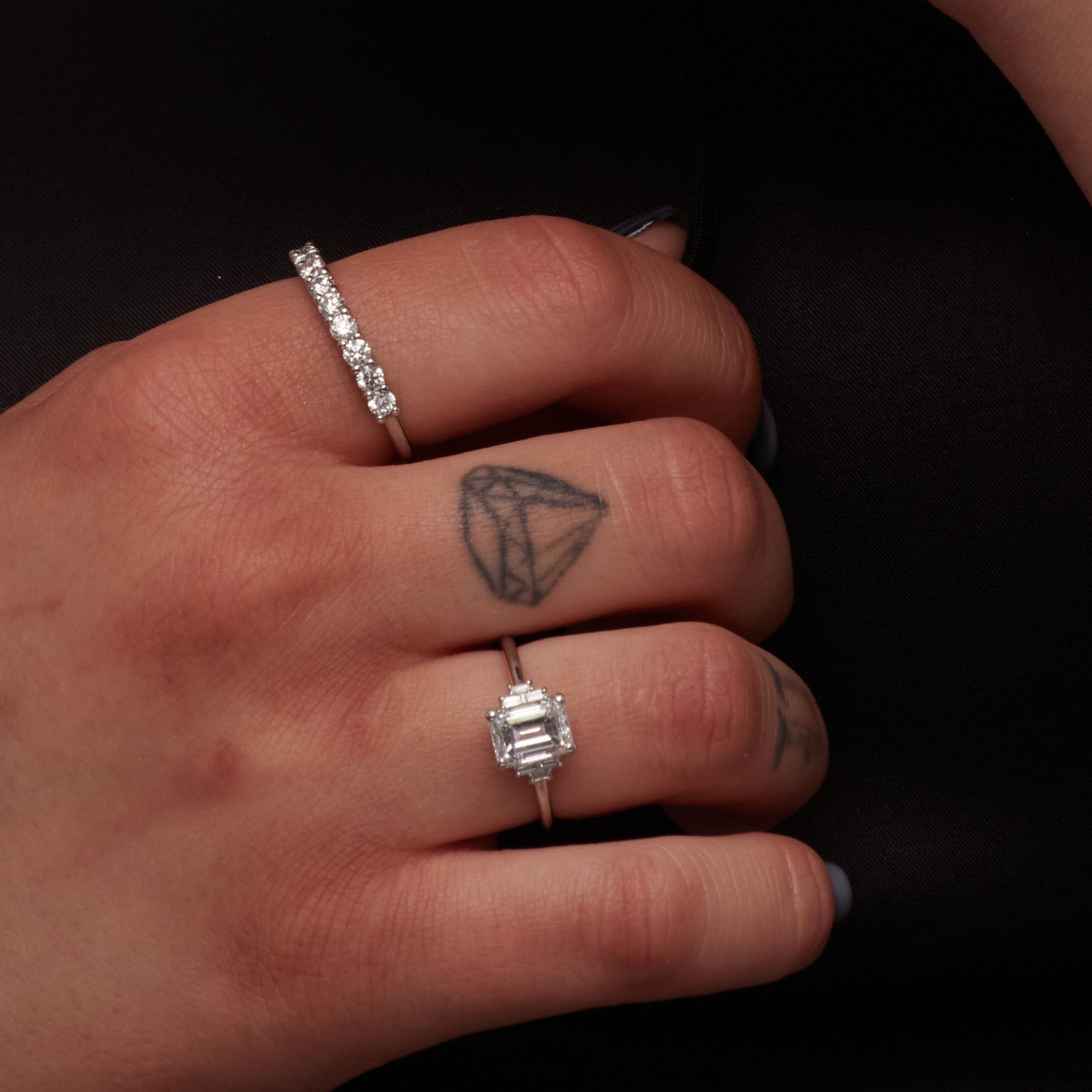 Bright Sky - 1 Carat Natural Emerald & Baguette Cut Diamond Engagement Ring