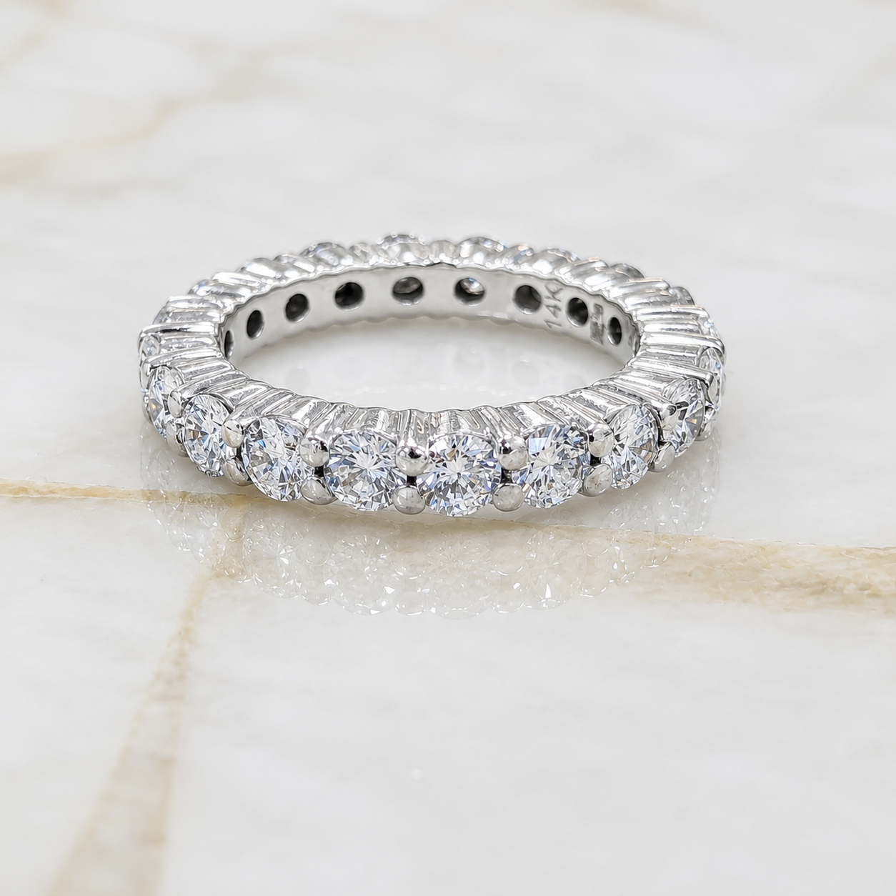 2.48 Carats Natural Round Diamond Wedding Band