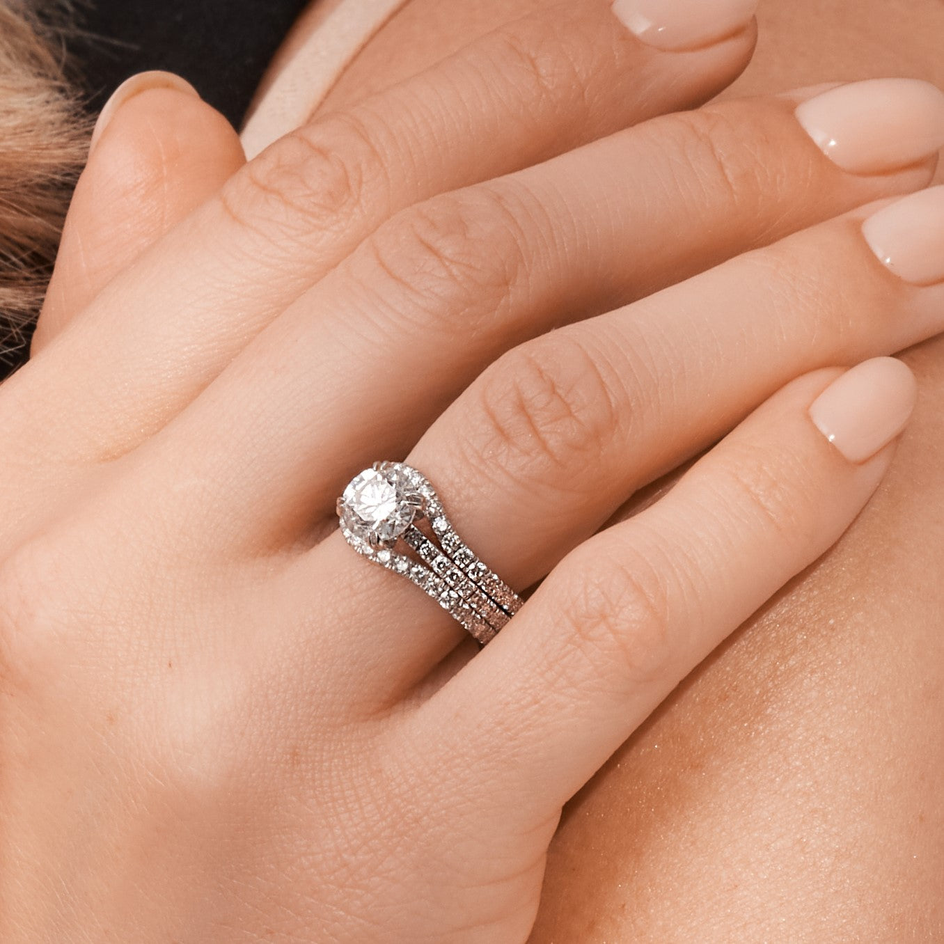 Double Band Natural Round cut Diamond Wedding Band