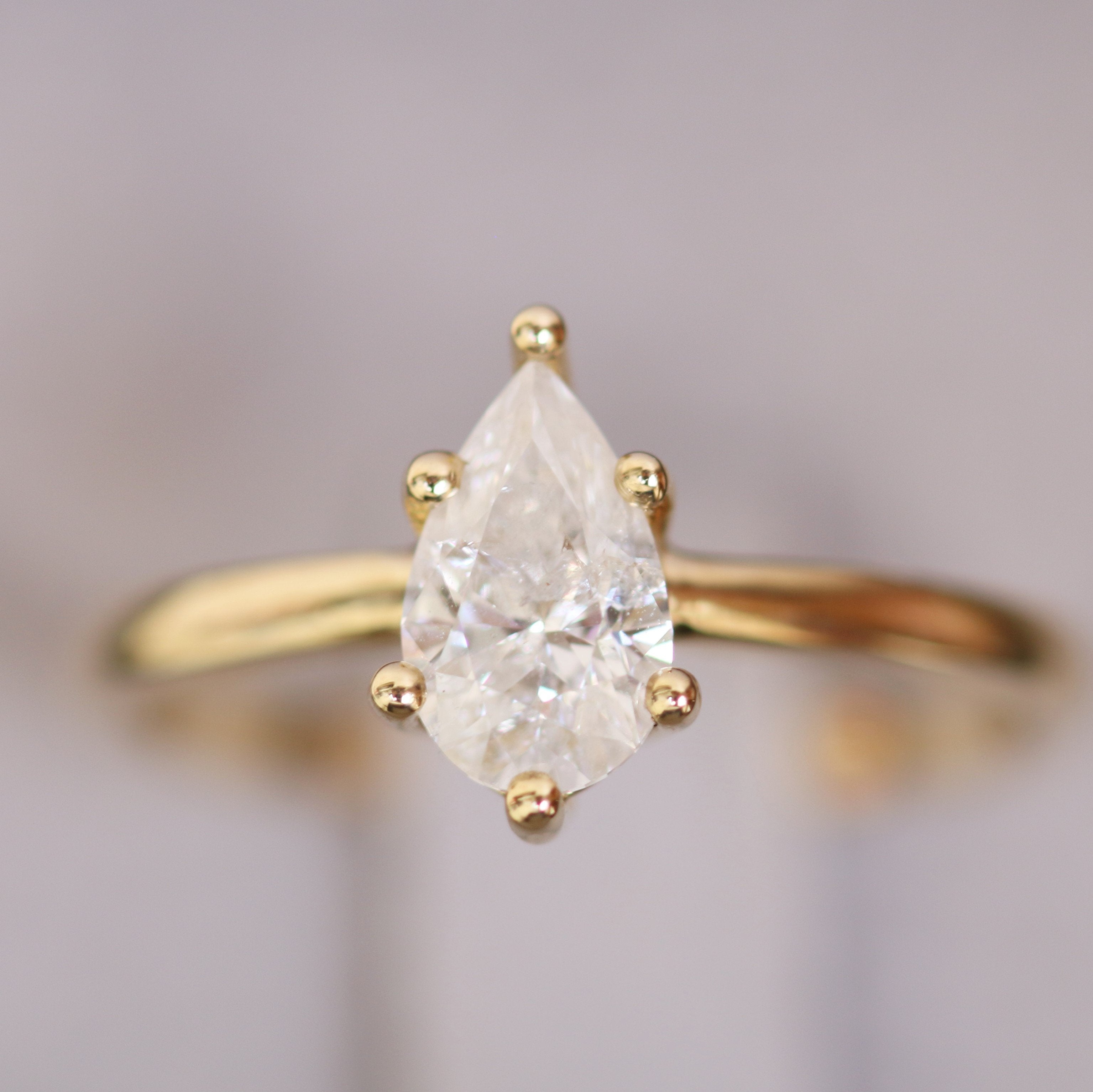 6 prongs Natural Pear cut Diamond Engagement Ring