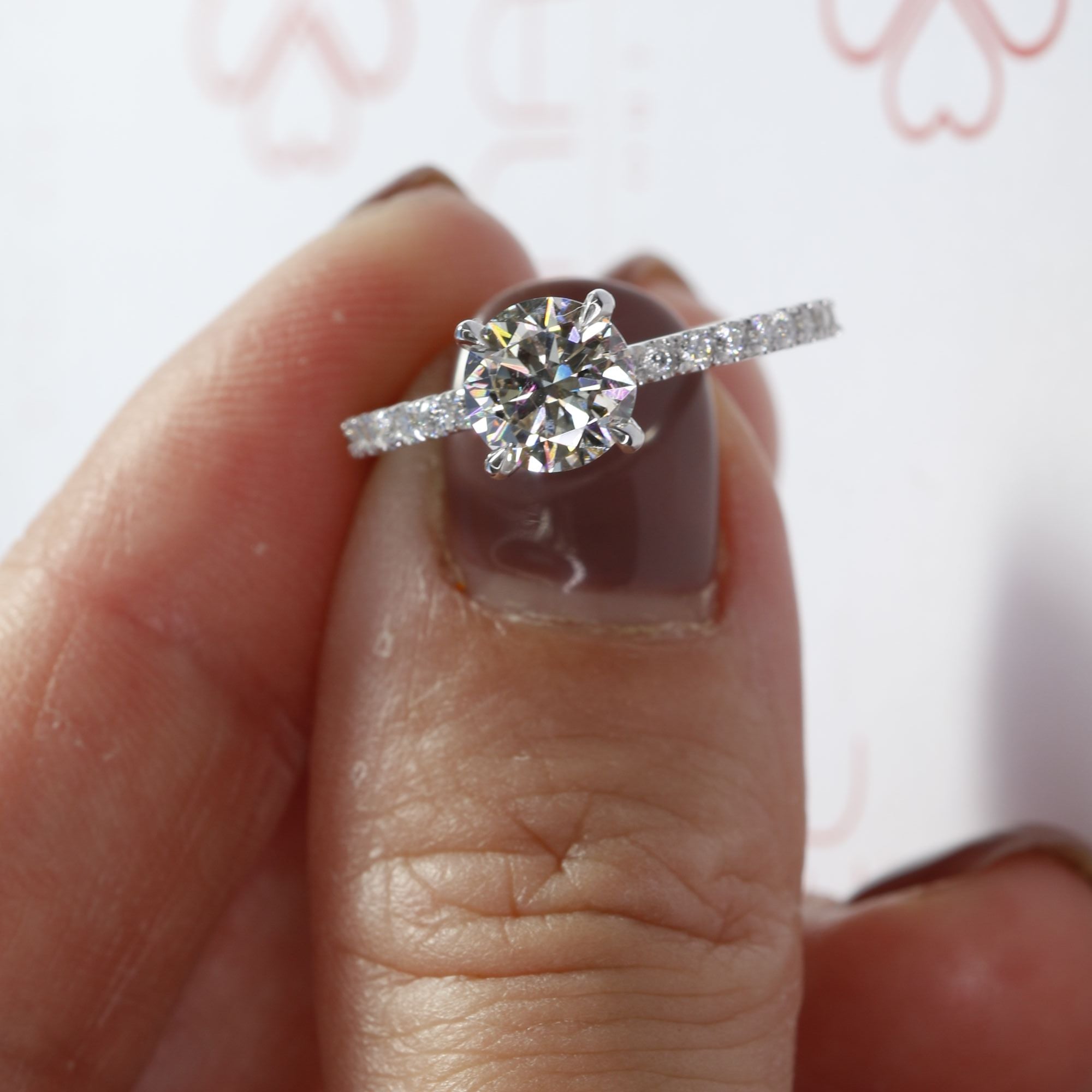 Natural Round Cut Diamond Engagement Ring
