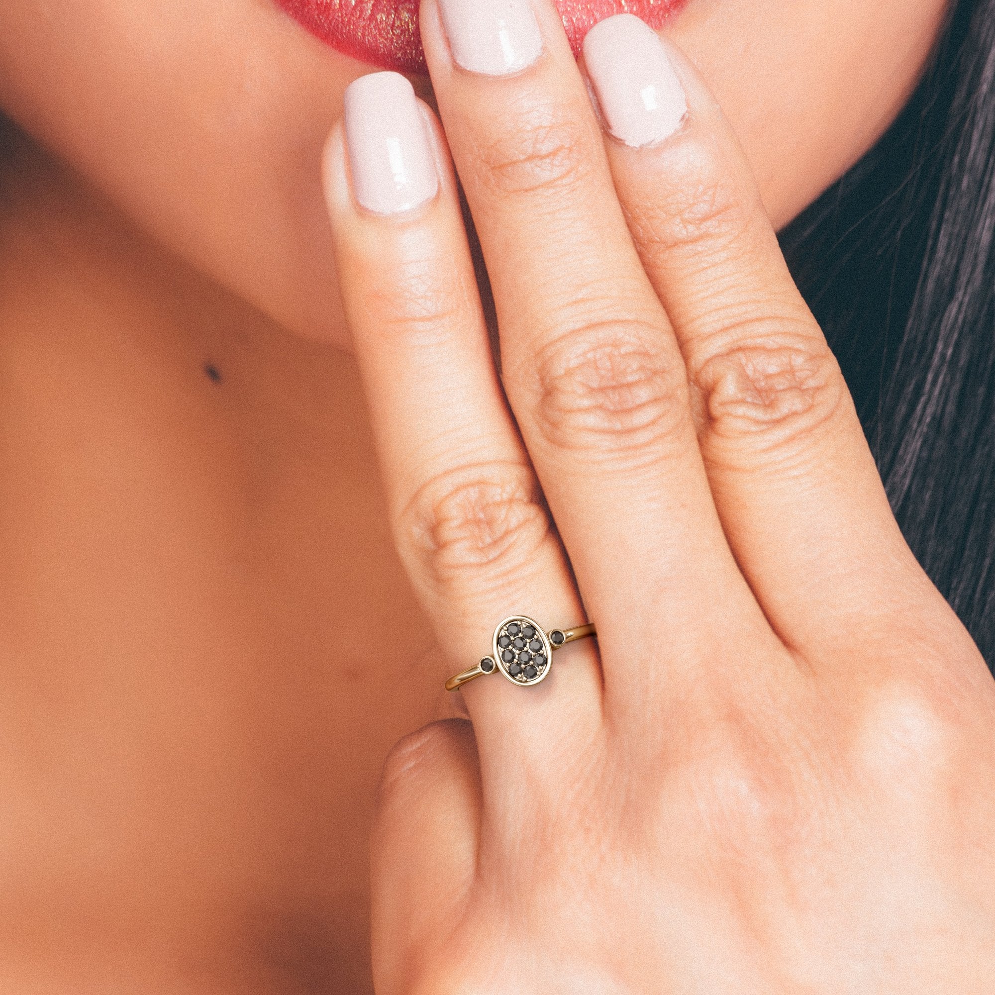 Unique Wedding Ring with Round Cut Natural Black Diamonds