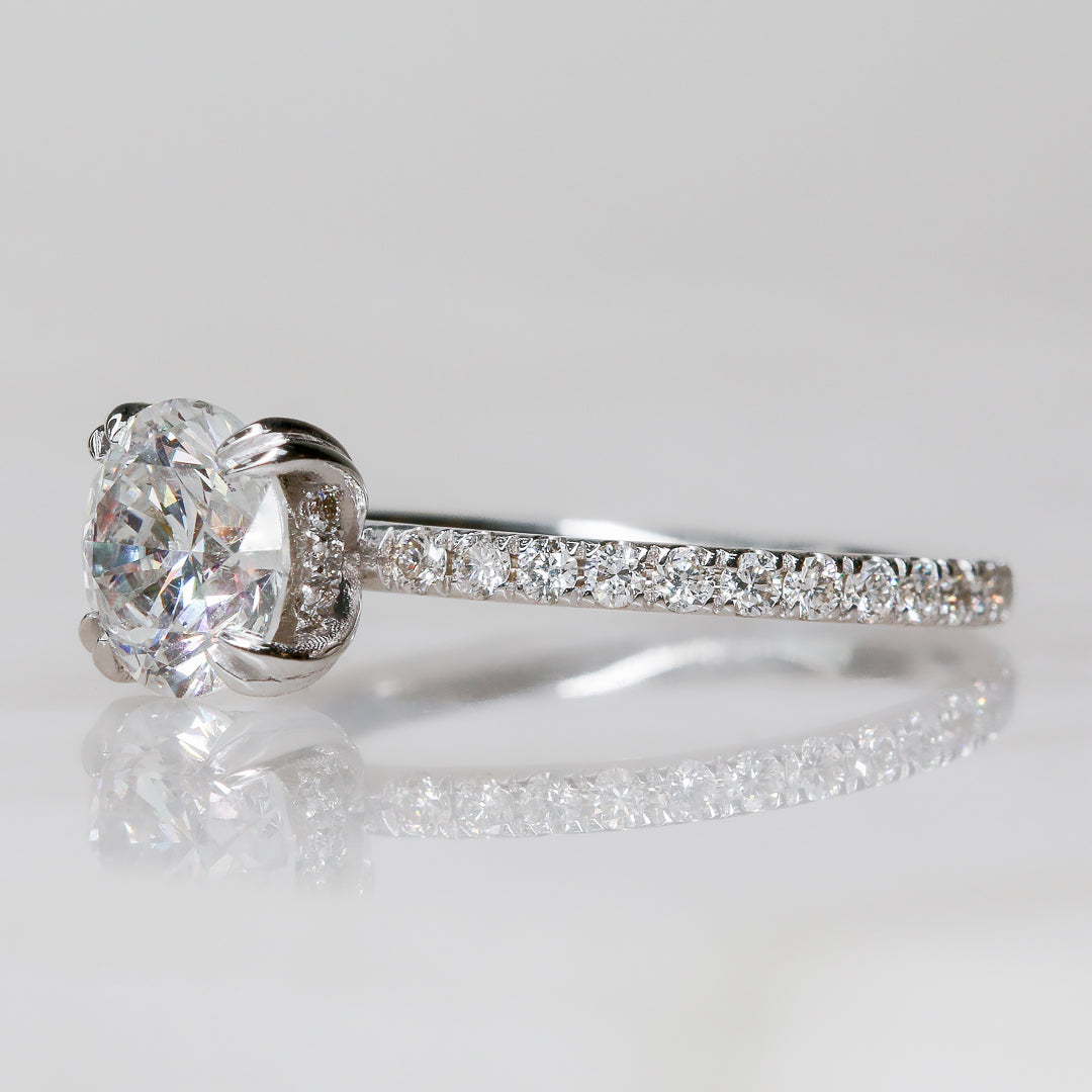 Natural Round Cut Diamond Engagement Ring