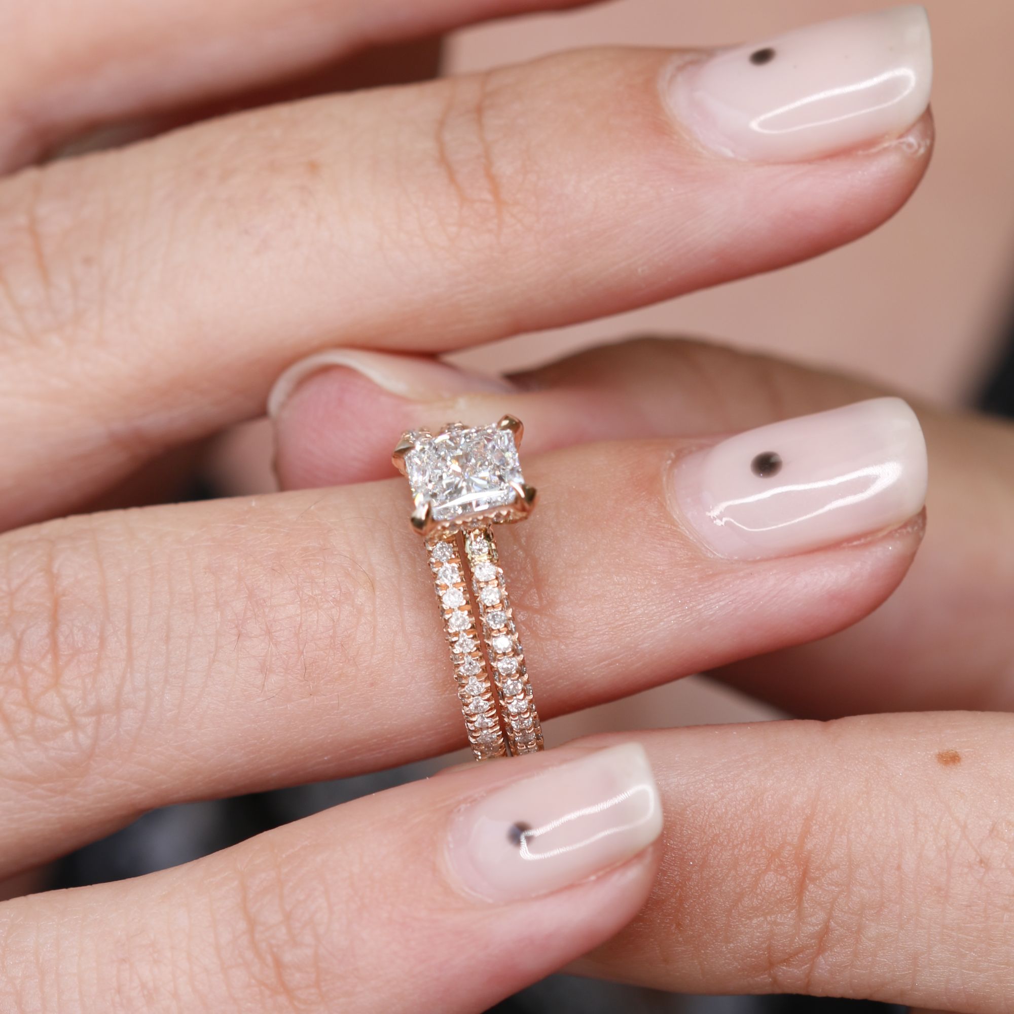 Sparks - ternity Natural Round cut Diamond Wedding Band