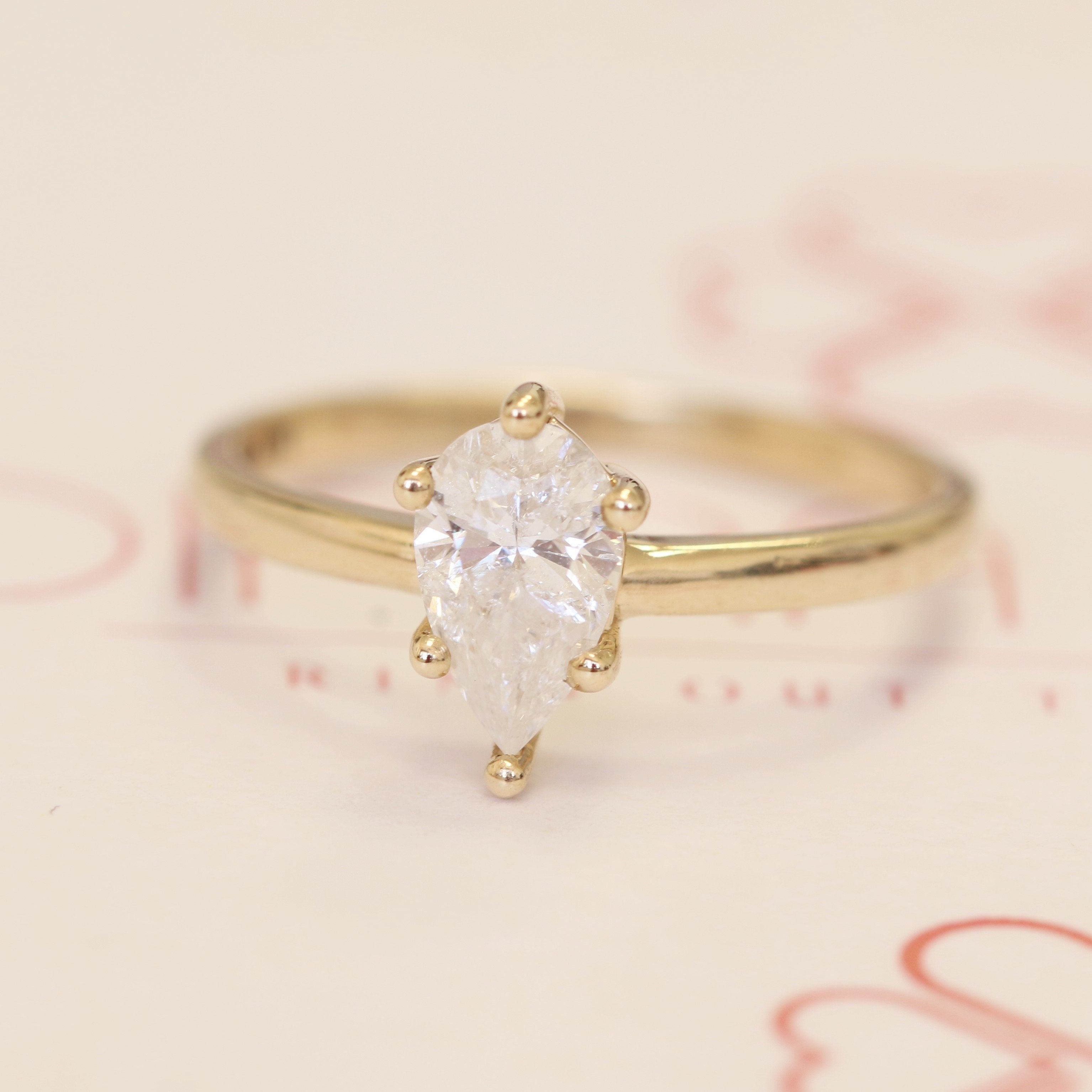 6 prongs Natural Pear cut Diamond Engagement Ring