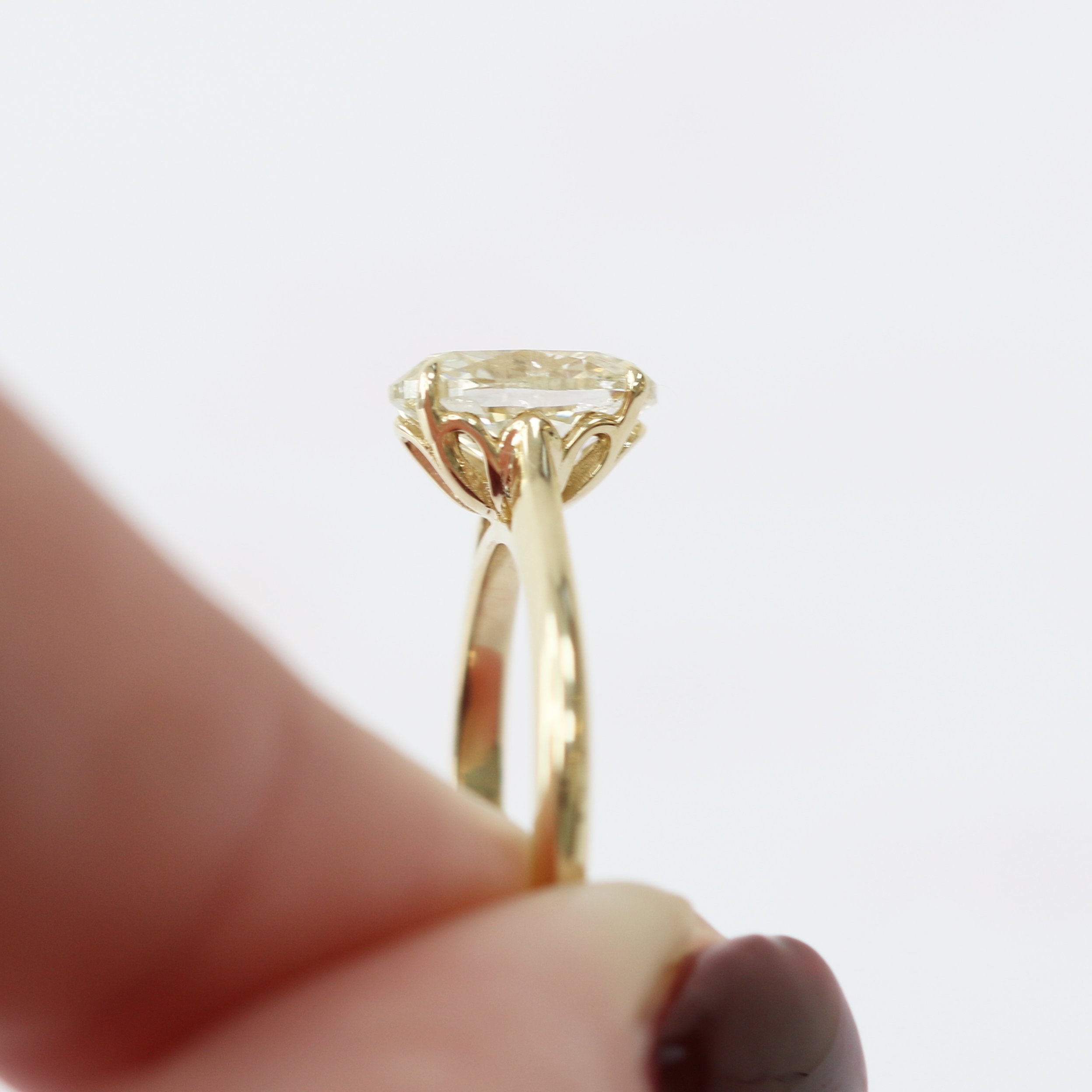 Decorative settings Natural Oval  Diamond Engagement Ring