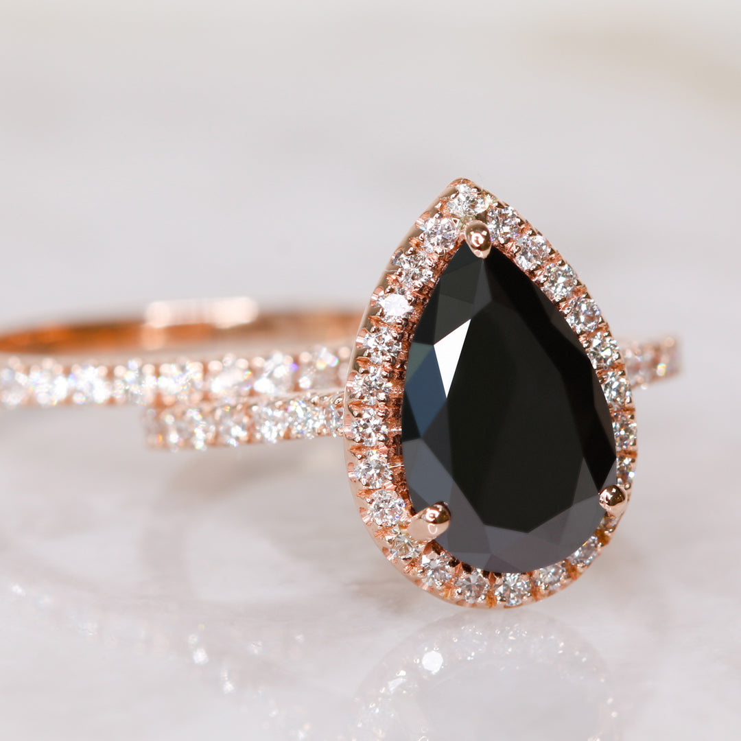Black & White Natural Diamond Pear Cut Bridal Set in Rose Gold