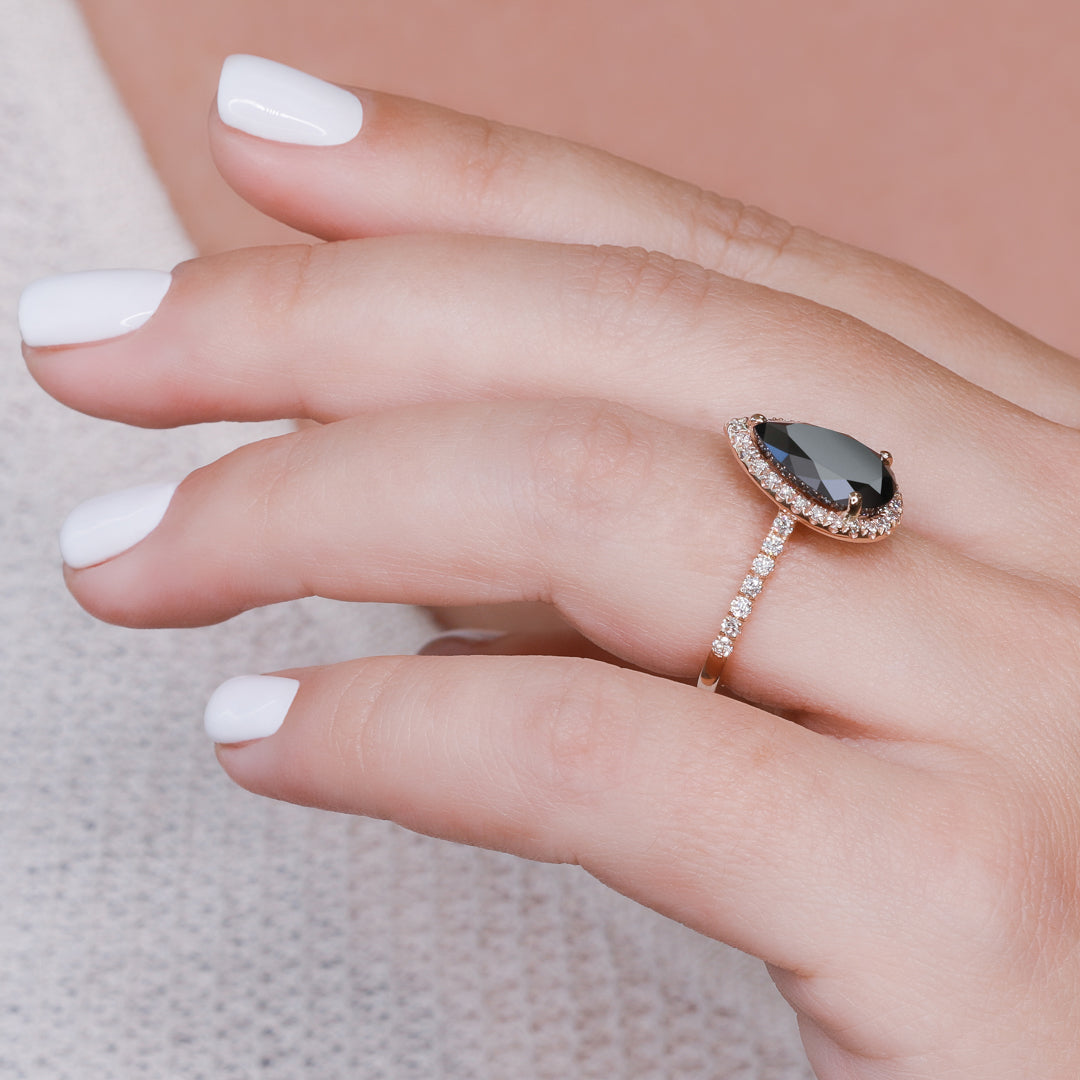 Black & White Natural Diamond Pear Cut Bridal Set in Rose Gold