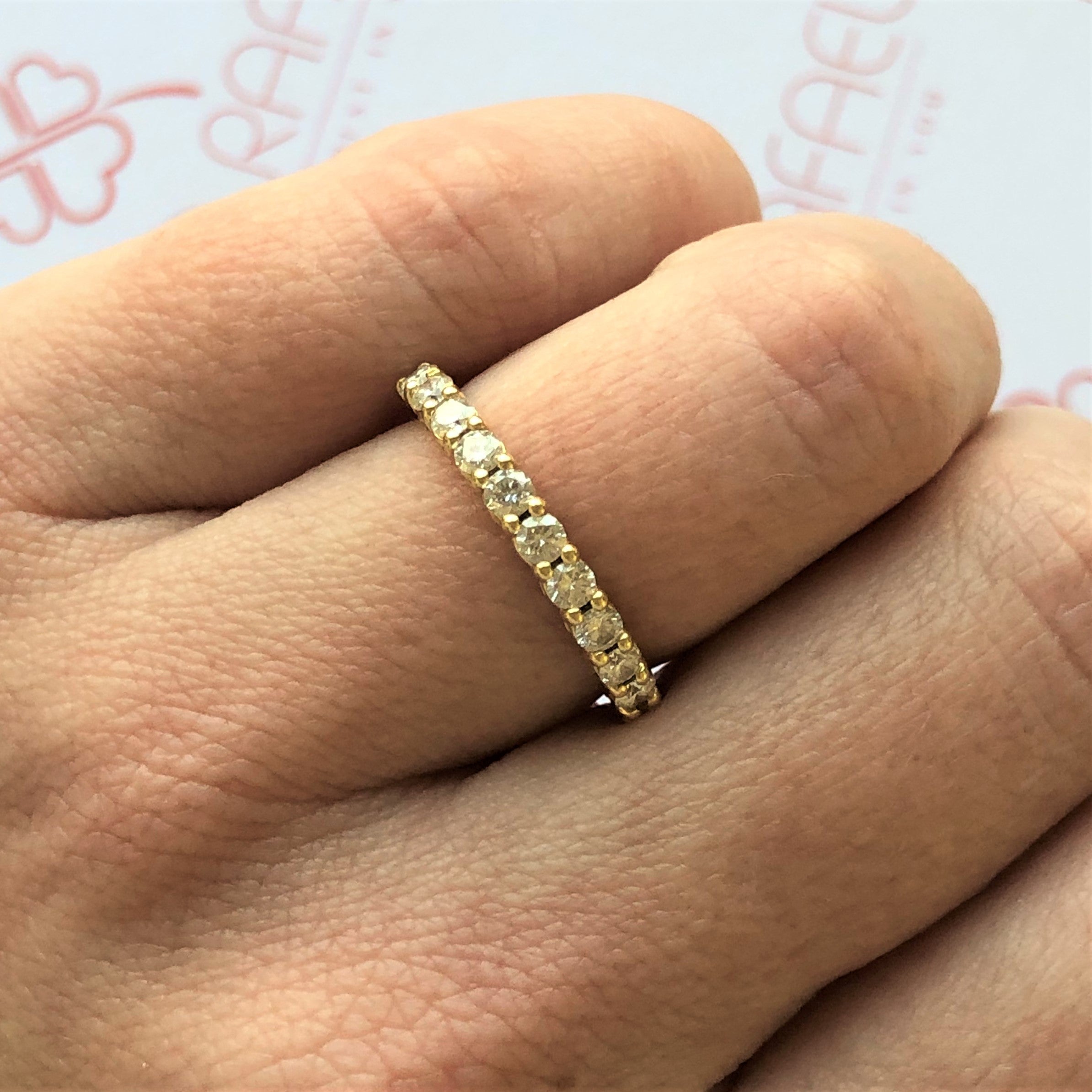 Lightbox - Eternity Band Natural Round cut Diamond Wedding Band