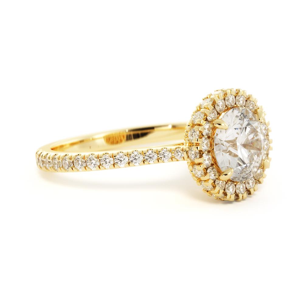 Decorative Natural Round  Diamond Engagement Ring